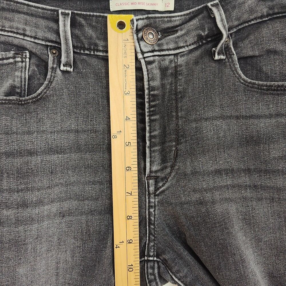 Levi's Classic Mid Rise Skinny Jeans Women's Size 12 Black - Picture 4 of 9